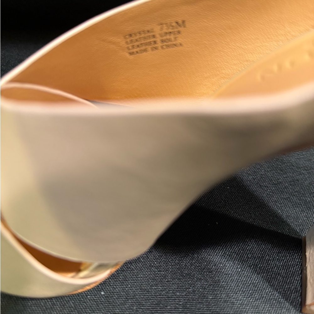Halston Heritage Tan Heels Elegant Mule Design - Picture 8 of 14